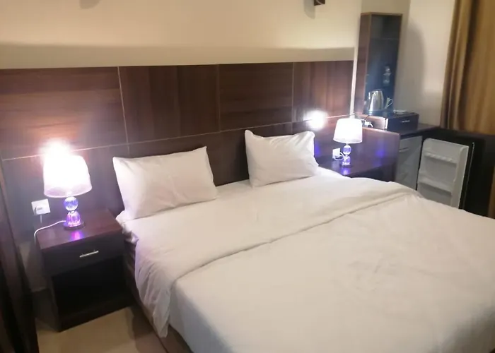 Nice View Hotel فندق الأطلالة الجميلة للعائلات فقط