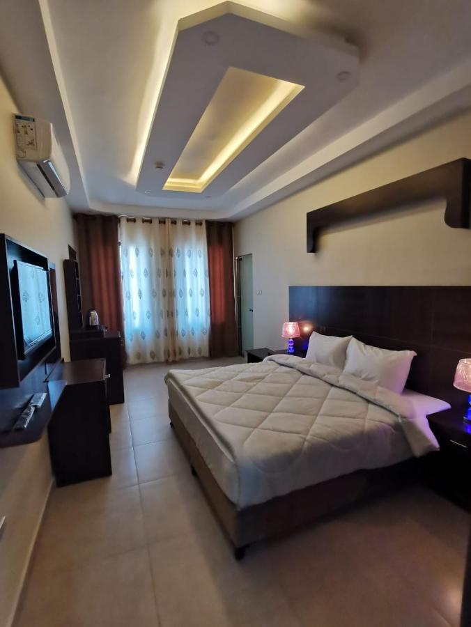 Hotel apartamentowy View الأطلالة الجميلة للعائلات فقط Akaba
