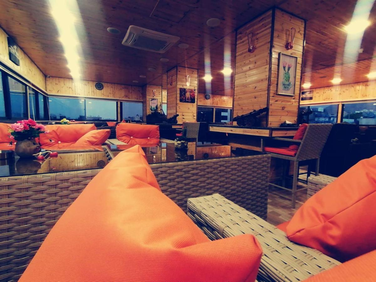 View الأطلالة الجميلة للعائلات فقط Aparthotel *